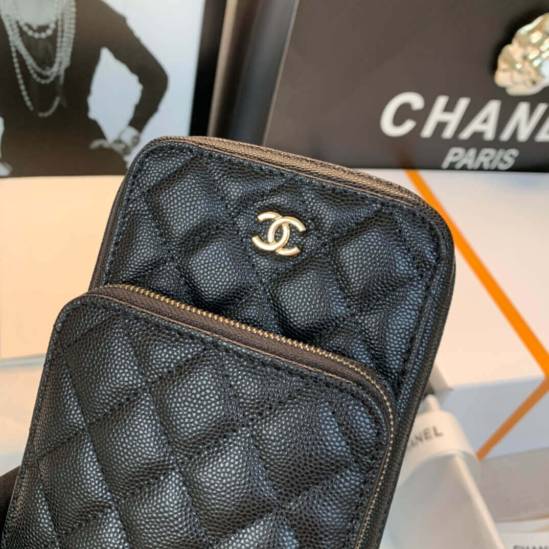 Chanel Phone Bag With Chain B01963