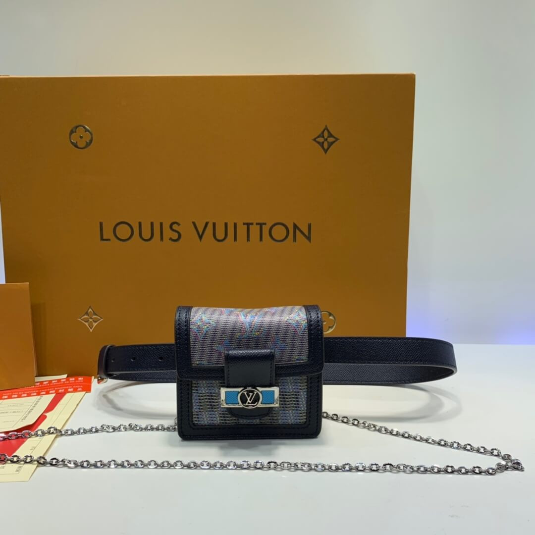 Louis Vuitton Bumbag Dauphine BB M68619
