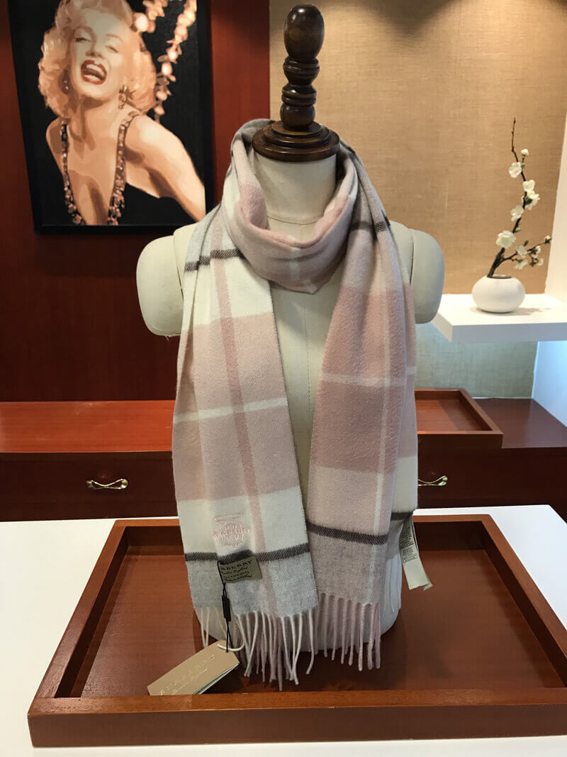 Burberry Unisex Check Wool Scarf 2401