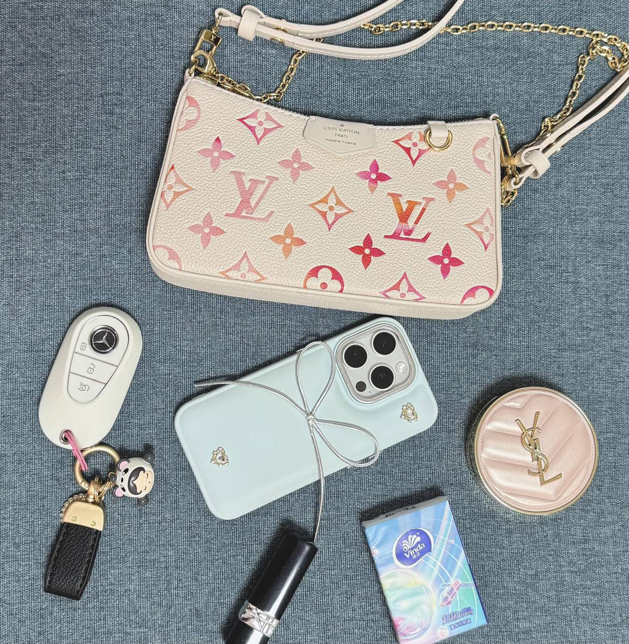 Louis Vuttion Easy Pouch On Strap M83448 Sunrise Aquarelle