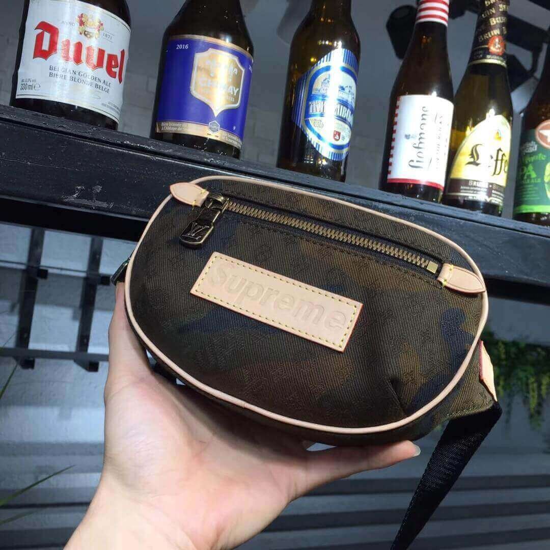 Louis Vuitton X Supreme Bumbag M44202