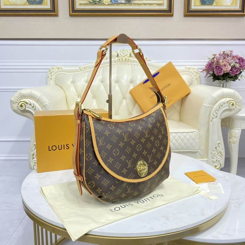 Louis Vuitton Tulum GM Shoulder Bag M40075