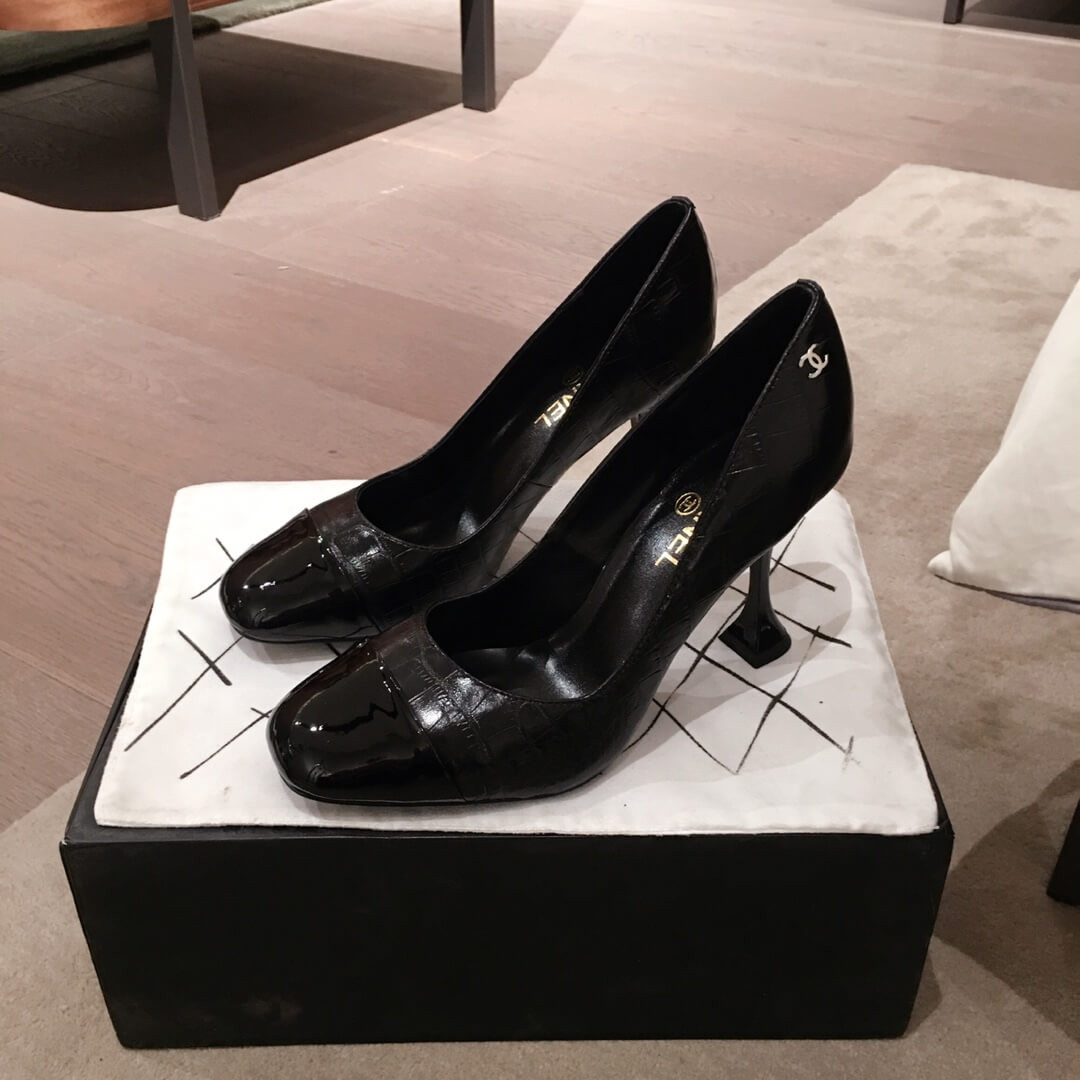 Chanel Crocodile Patent Pumps G35827