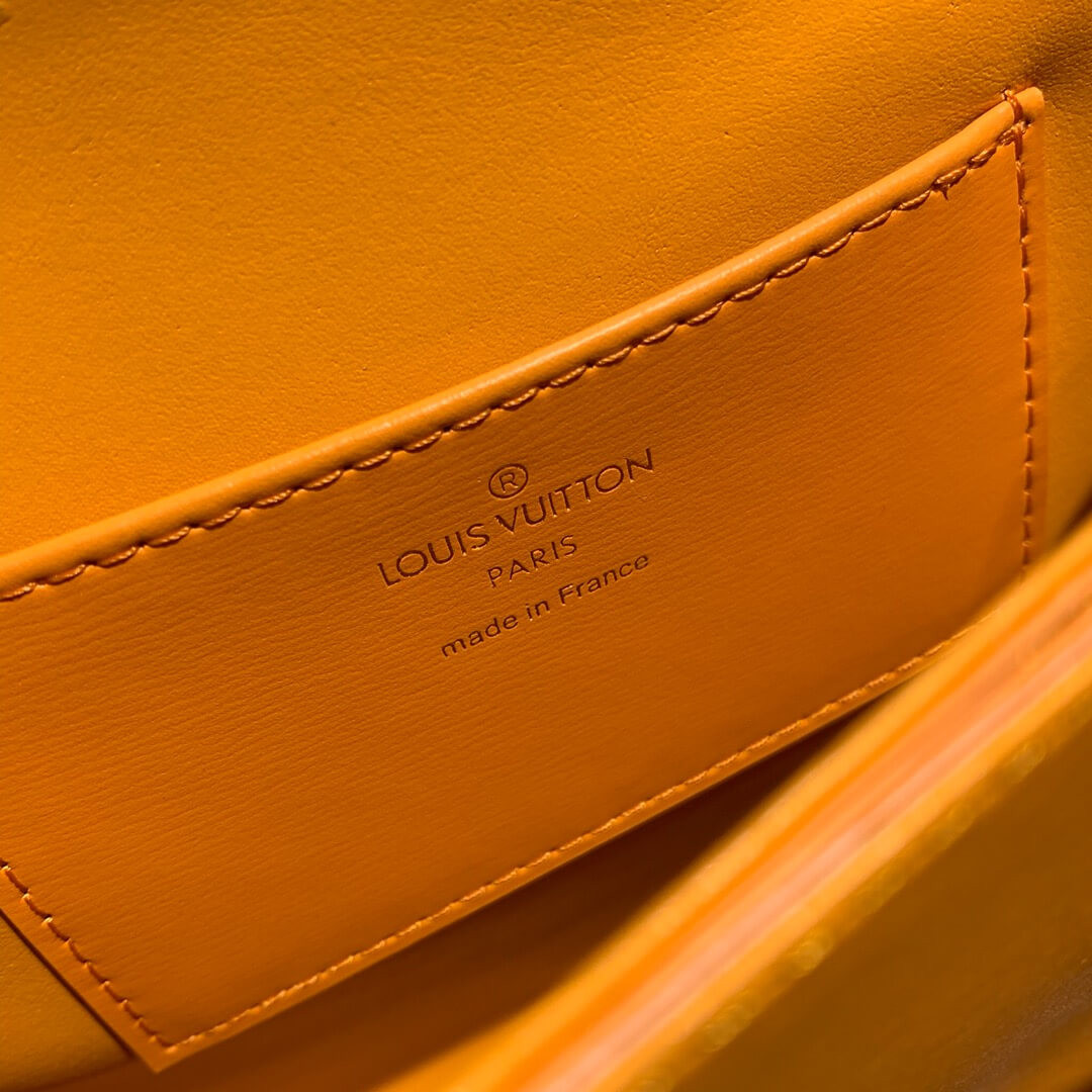 Louis Vuitto Rose Des Vents PM M53818 M53821 M53822