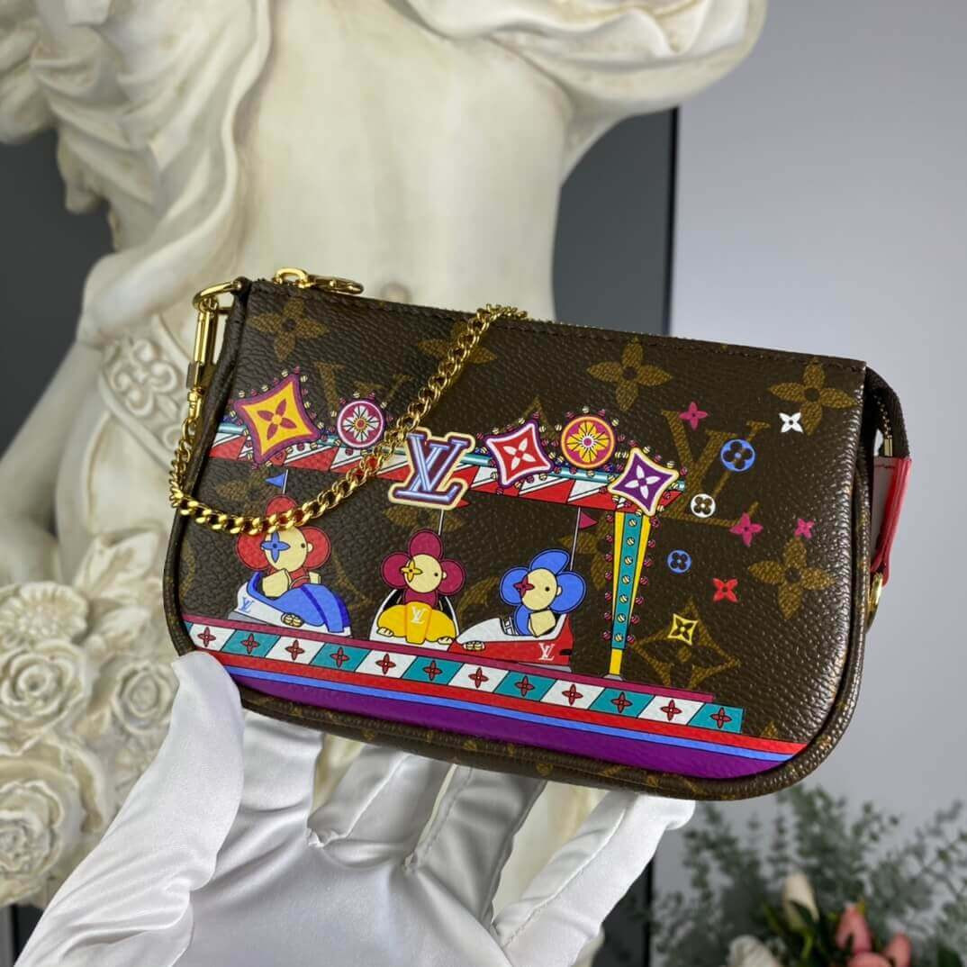 Louis Vuitton Christmas Animation 2020 Mini Pochette Accessoires M69976