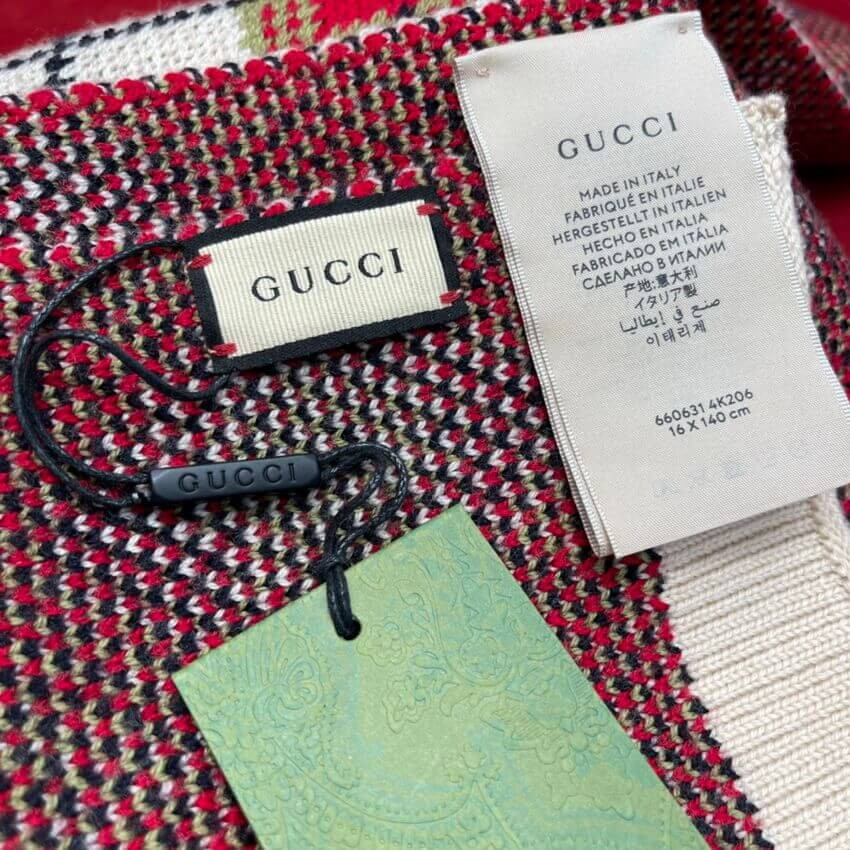 Gucci GG Argyle Wool Scarf 660631