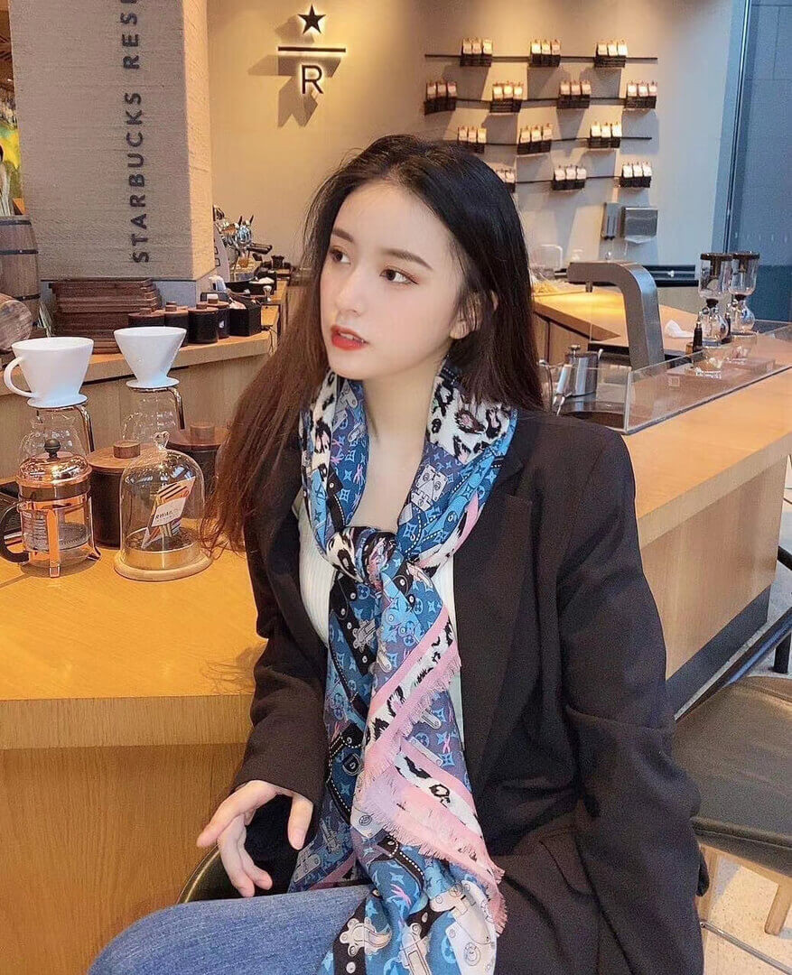 Louis Vuitton Mille Et Une Malles Giant Square M76466