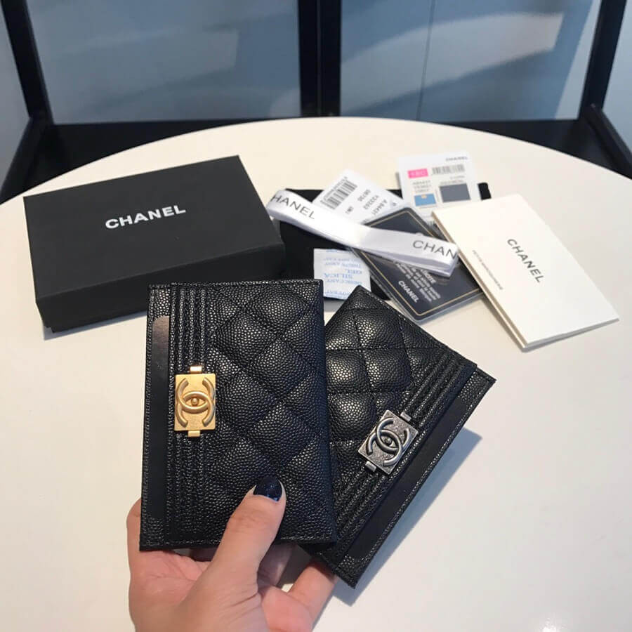 Chanel Grained Calfskin Boy Card Holder A84431