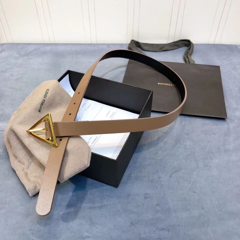 Bottega Veneta Triangle-Buckle 20mm Leather Belt 609275