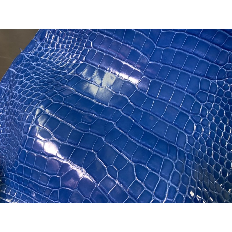 Hermes makes exclusive leather glossy American alligator: Greek Blue KL19