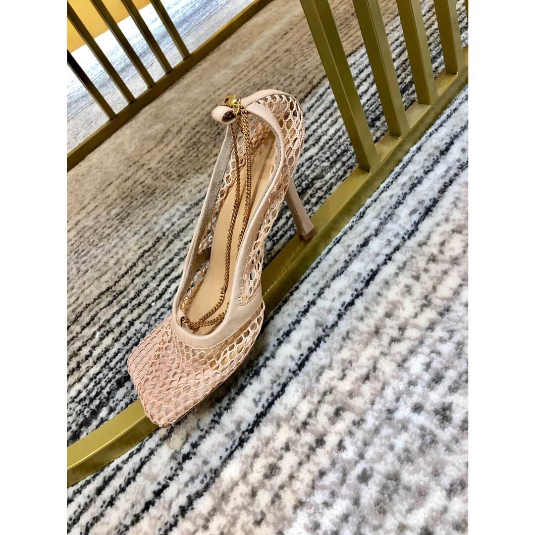 Bottega Veneta Chain-Embelished Mesh Pumps 578321