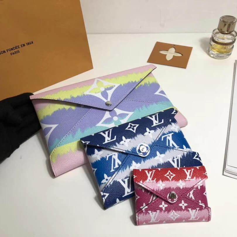 LV Escale Pochette Kirigami M69119