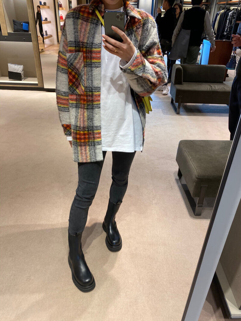 Bottega Veneta Black Lug Boots in Calfskin 592045