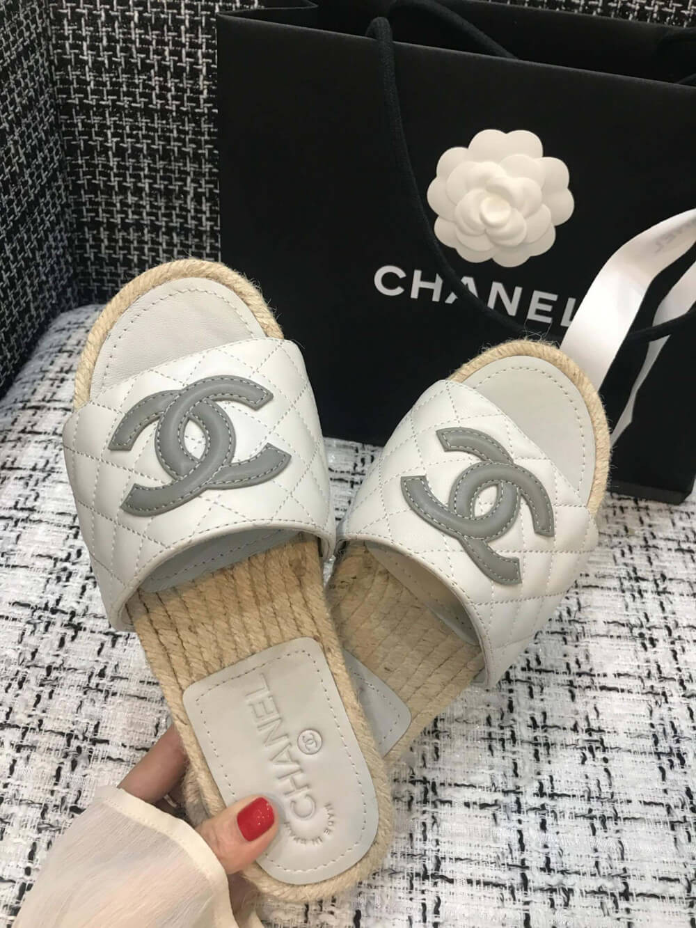 Chanel CC Quilted Mules G35604 White/Grey