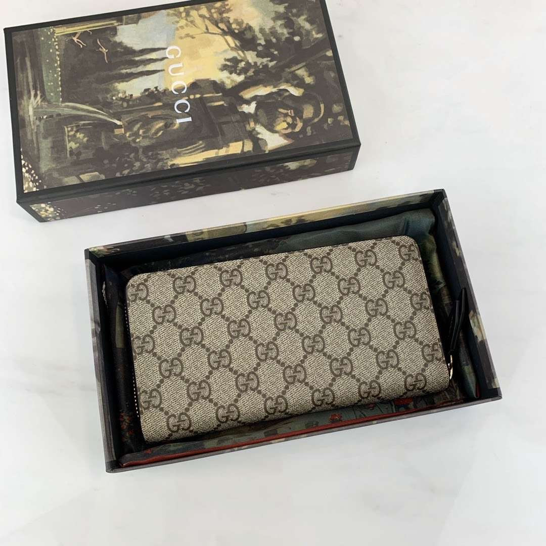Gucci GG Supreme Zip Around Wallet 410102