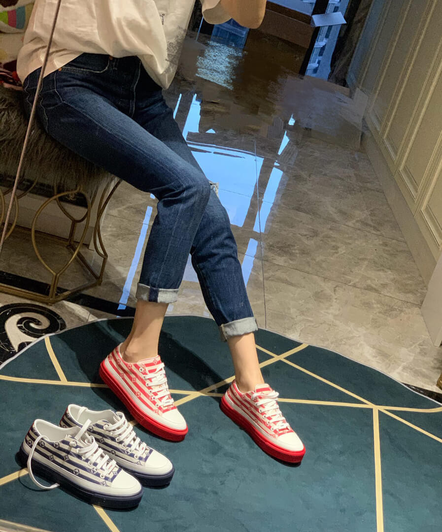 Louis Vuitton LV Escale Stellar Sneaker 1A7U4N 1A7U53