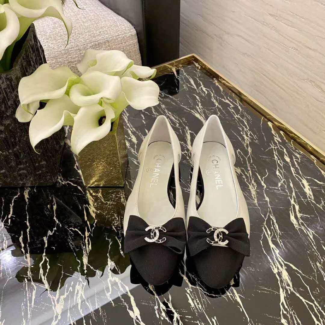 Chanel Ballerinas G36351