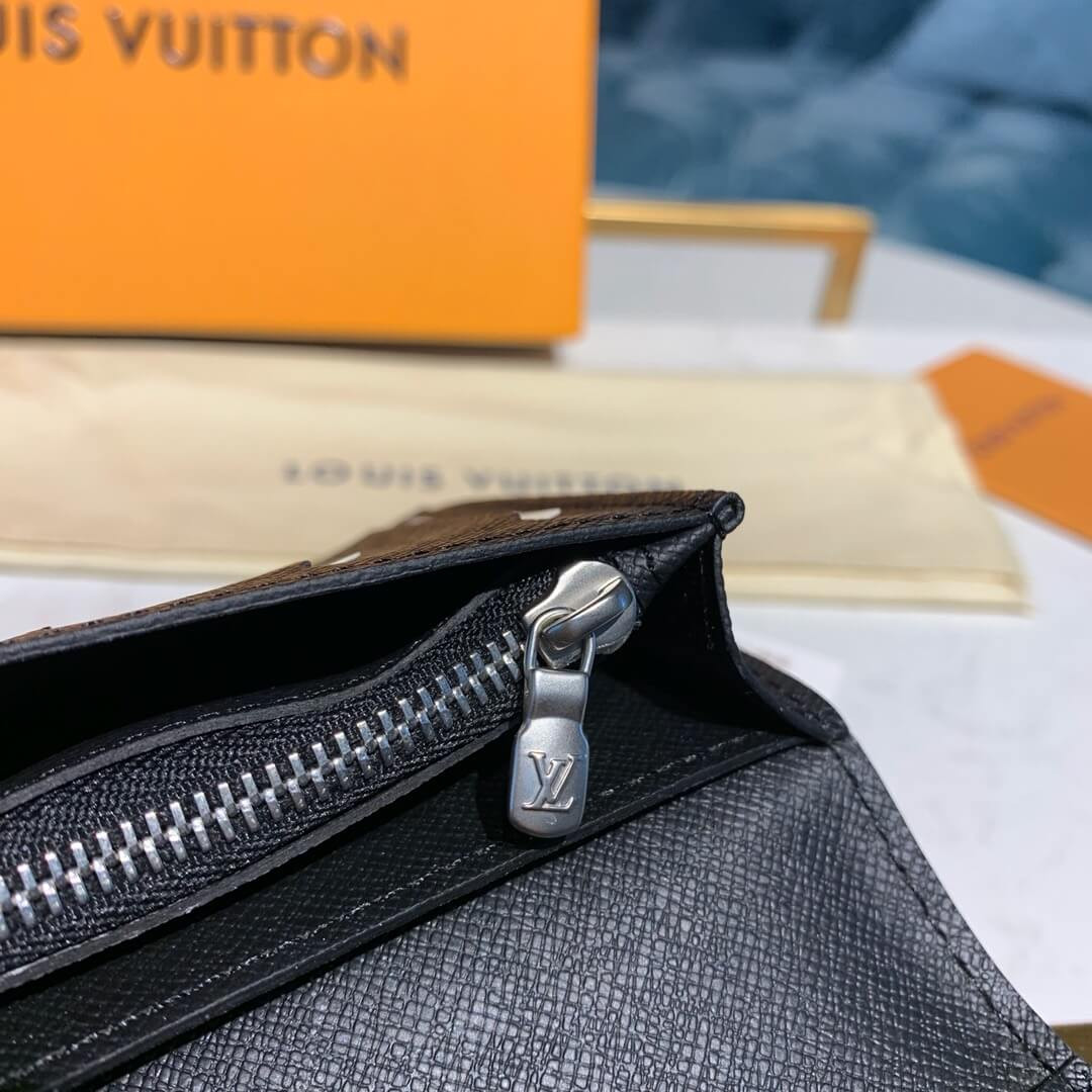 Louis Vuitton Brazza Wallet M67910 M67911