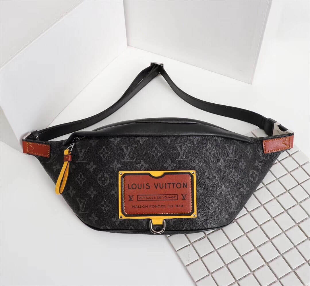 Louis Vuitton Monogram Eclipse Discovery Bumbag M45220