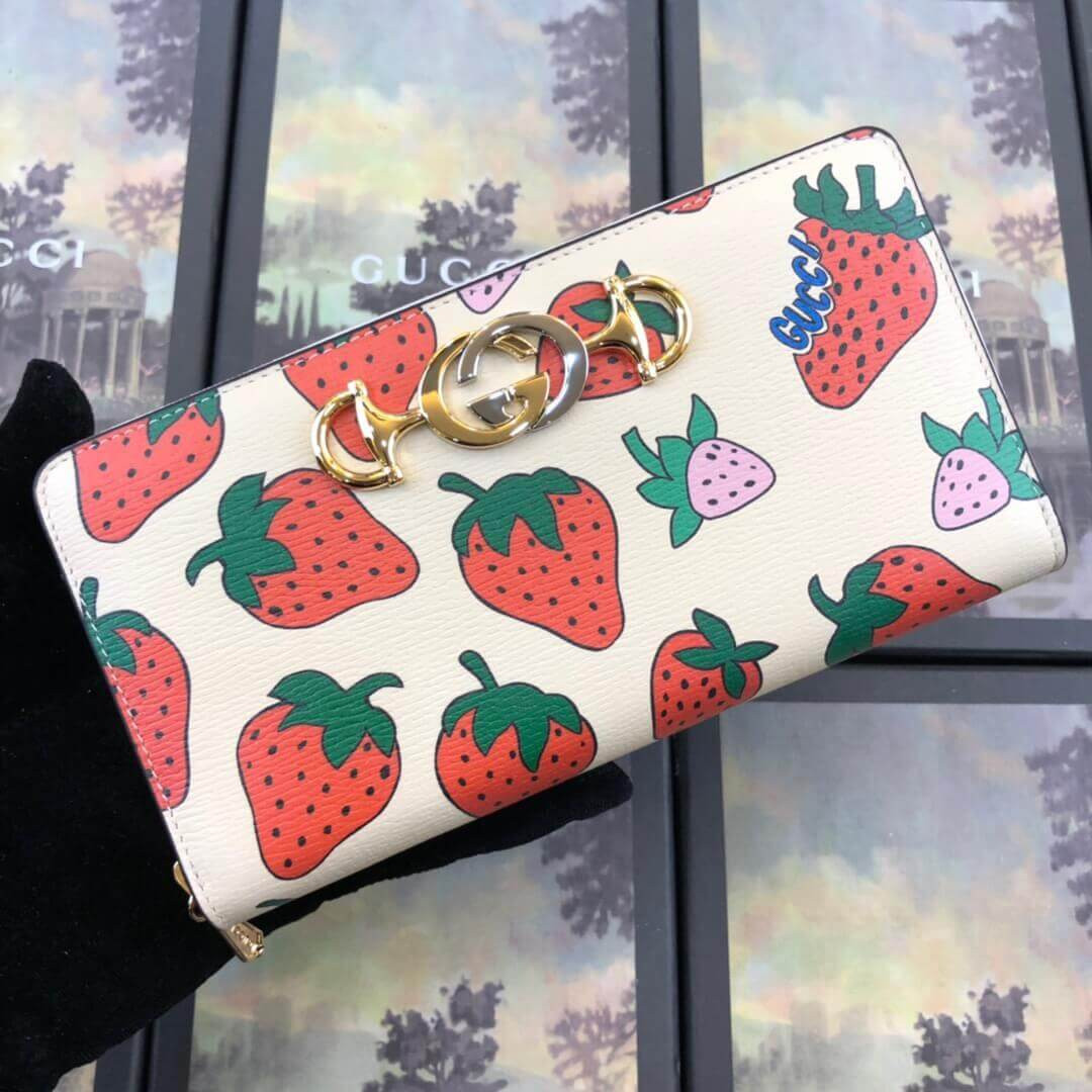 Gucci Zumi Strawberry Print Zip Around Wallet 570661