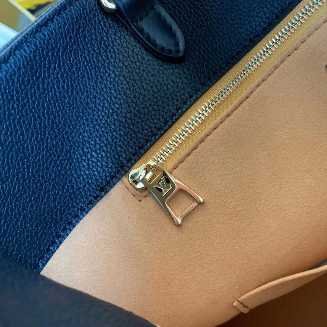 Louis Vuitton Monogram Empreinte Onthego GM M44933