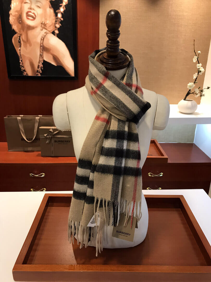 Burberry The Classic Check Cashmere Scarf 80181731 Beige
