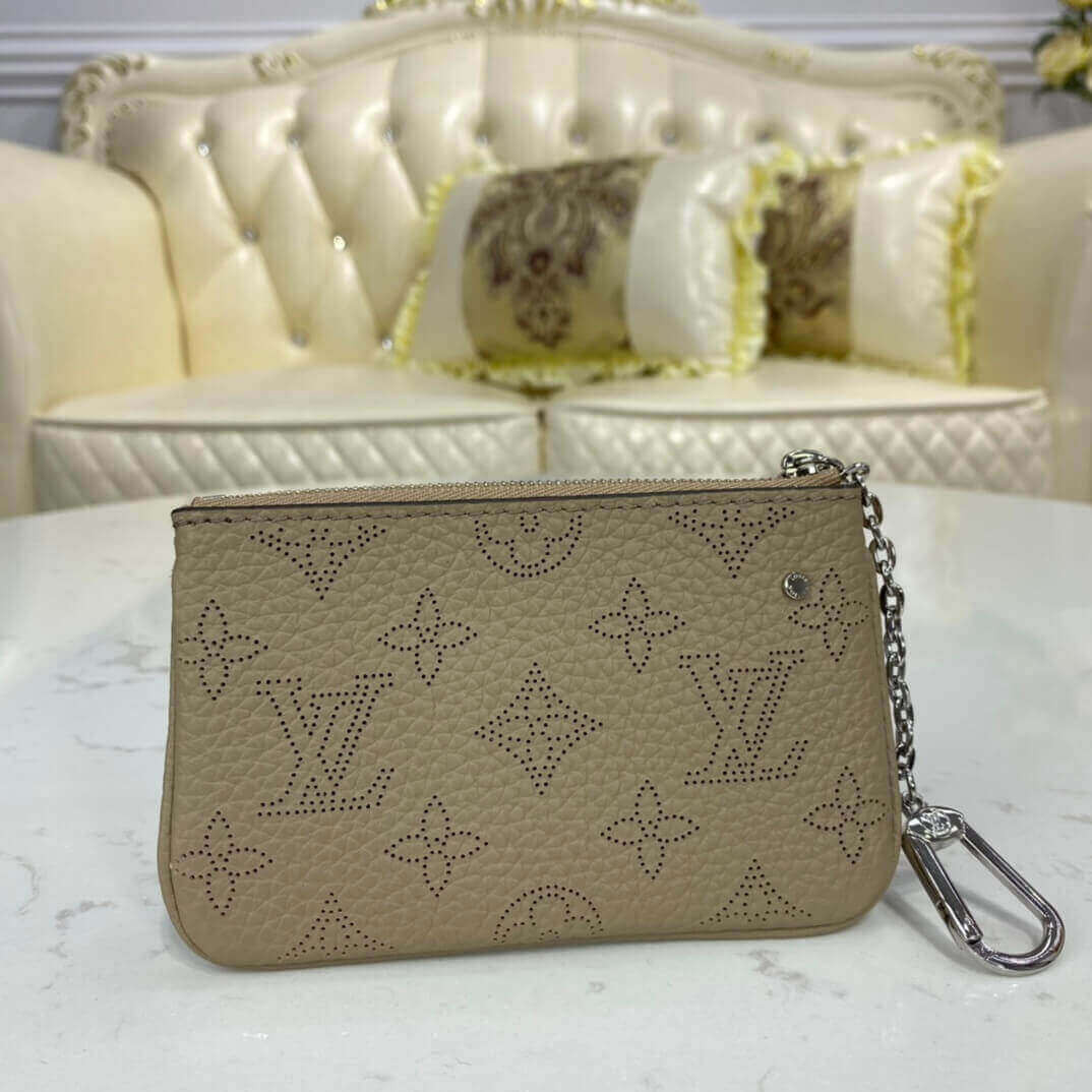 Louis Vuitton Mahina Leather Key Pouch M69508