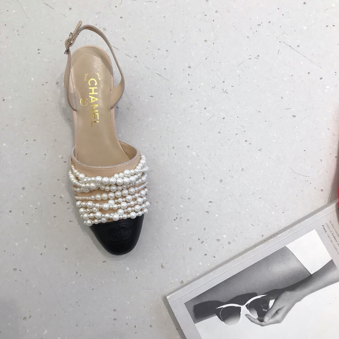 Chanel Pearl Sandals G23578