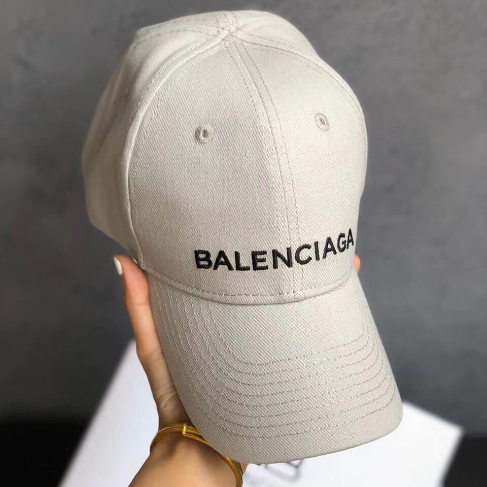 Balenciaga Caps 5291923