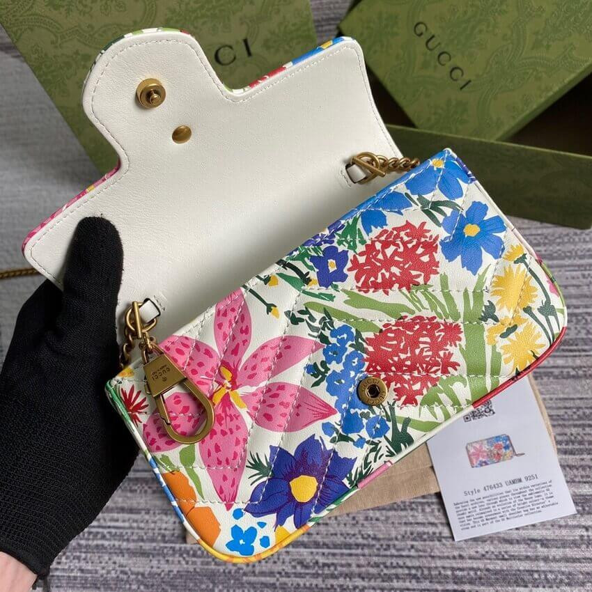 Gucci Ken Scott Print GG Marmont Super Mini Bag 476433