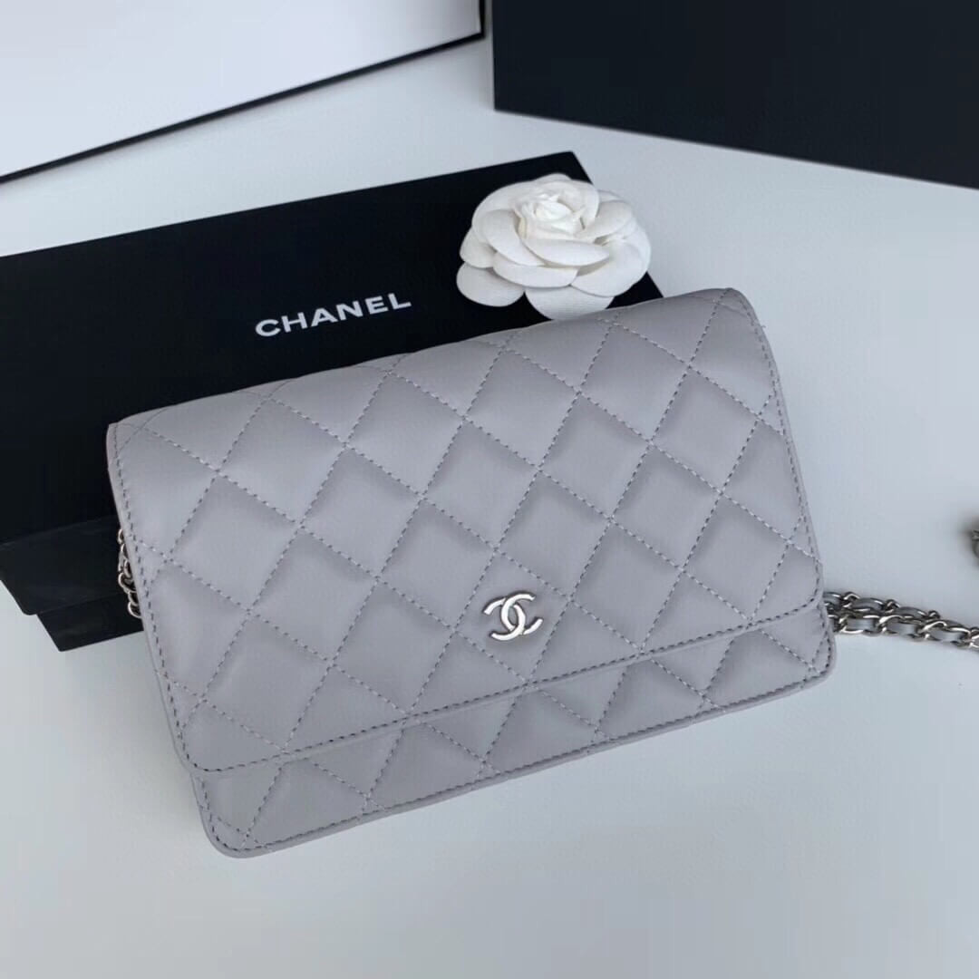 Chanel Classic Lambskin Wallet On Chain WOC AP0250