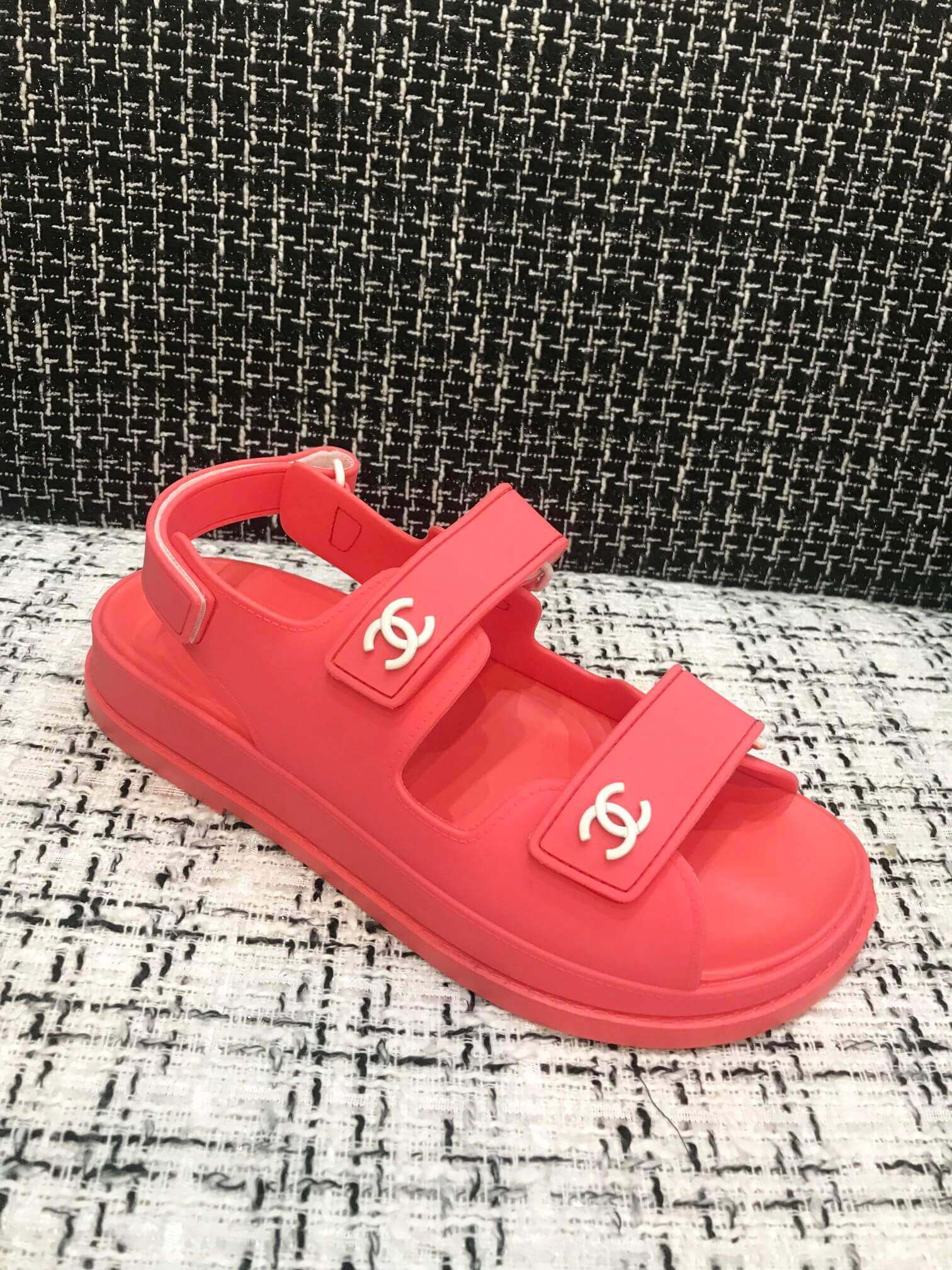 Chanel Velcro Sandals G31848 Rosy