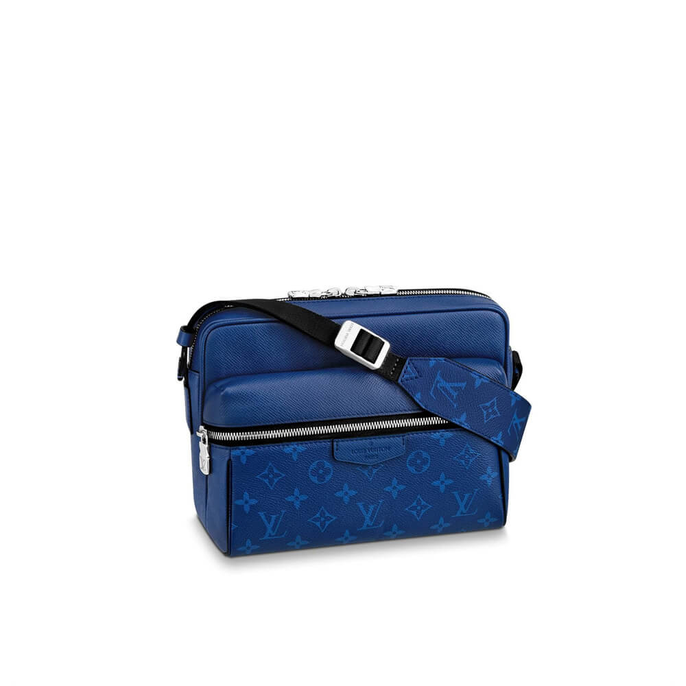 Louis Vuitton Outdoor Messenger M30242