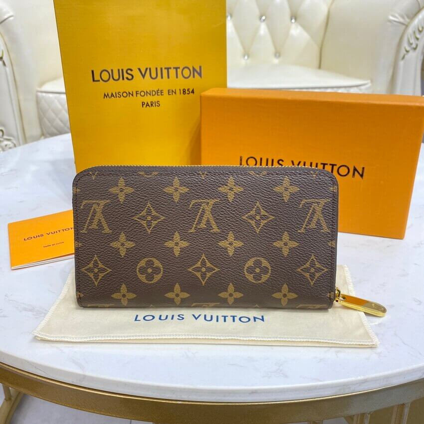 Louis Vuitton Monogram Canvas Zippy Wallet M80861
