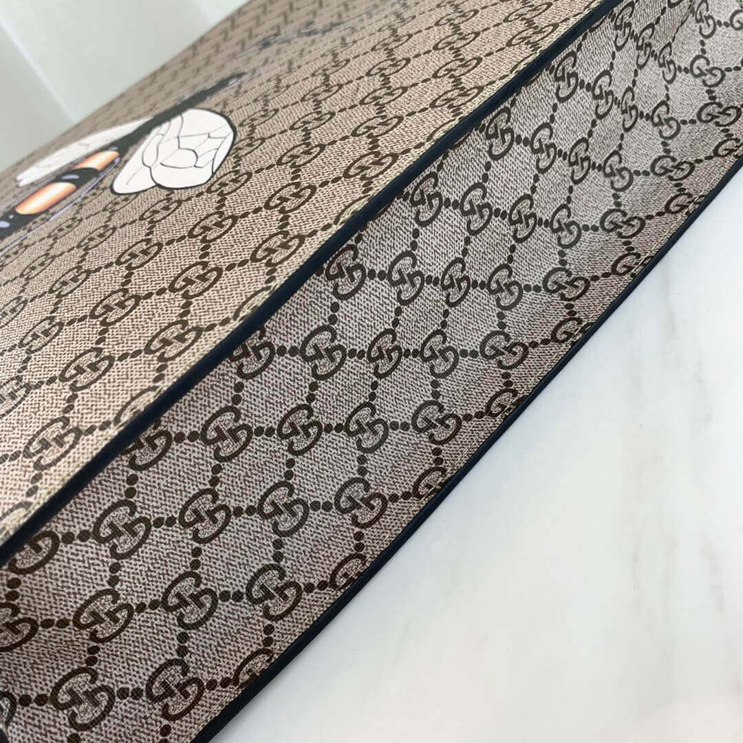 Gucci Bee Print GG Supreme Tote 450850