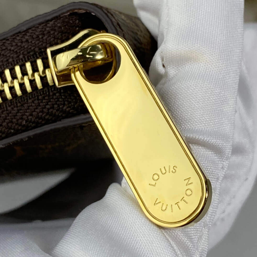 Louis Vuitton Christmas Animation 2020 Zippy Wallet M69753