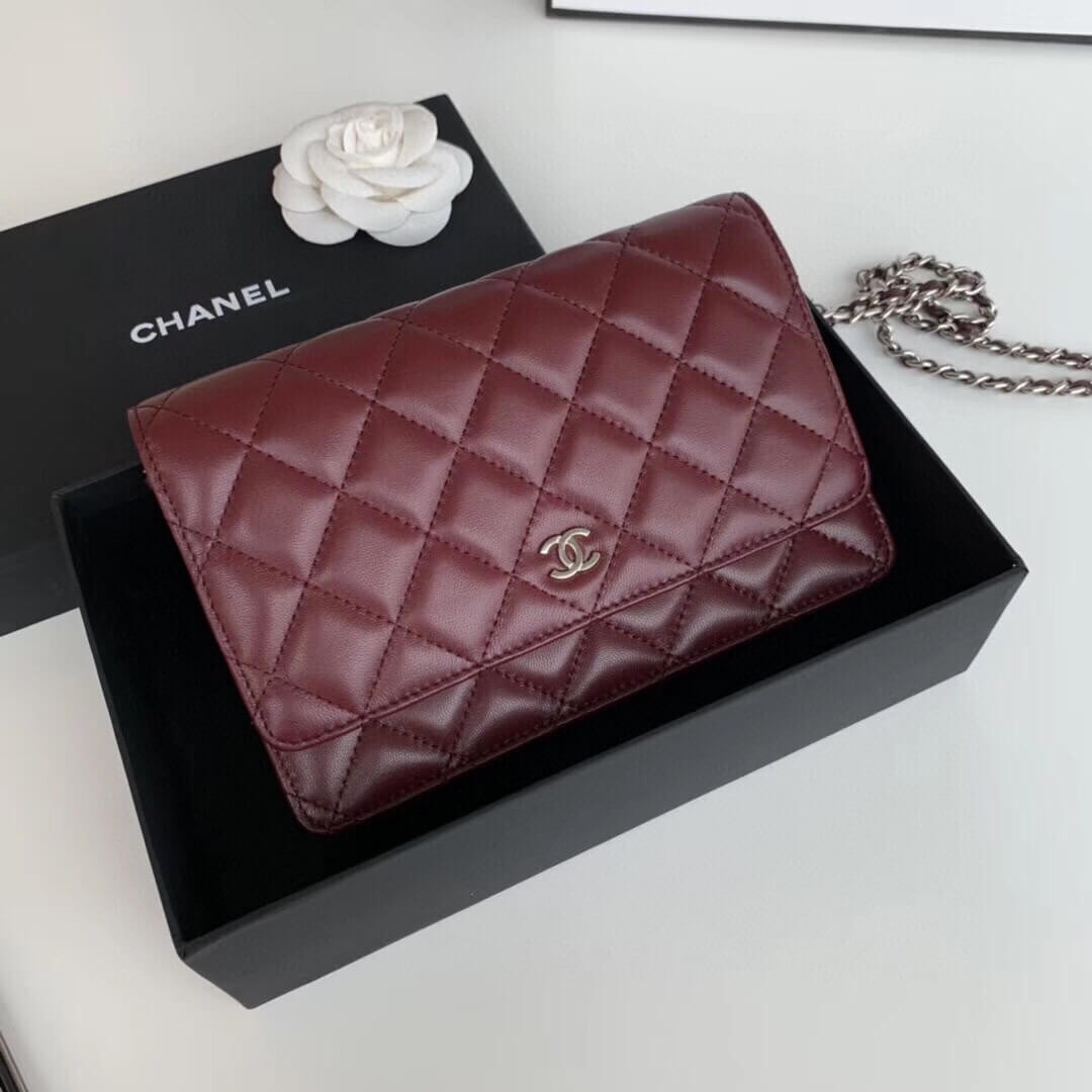 Chanel Classic Lambskin Wallet On Chain WOC AP0250