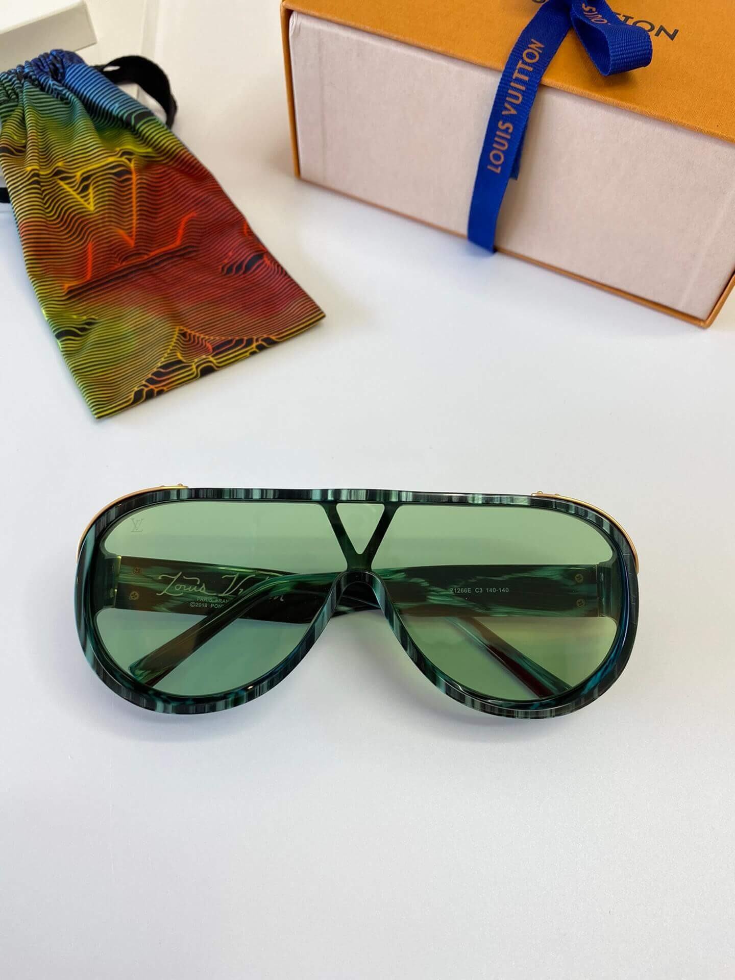 Louis Vuitton Sunglasses Z1266W