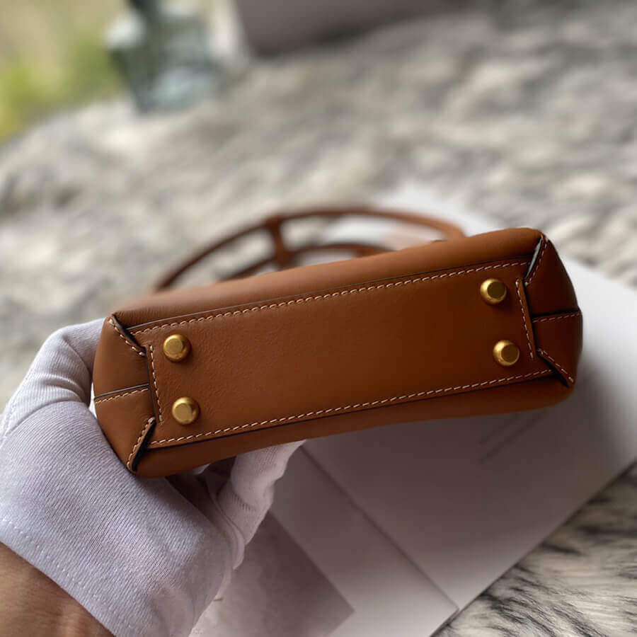 Bottega Veneta Mini Arco In Smooth Calfskin 600606