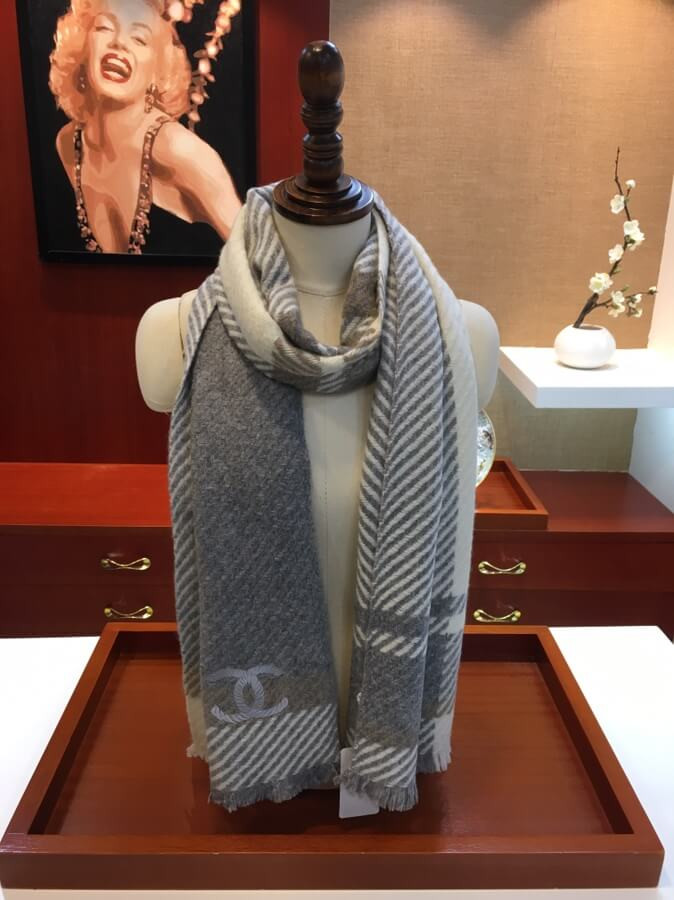 Chanel Cashmere Stole C2676
