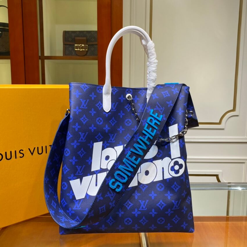 Louis Vuitton Carry It Bag M46112