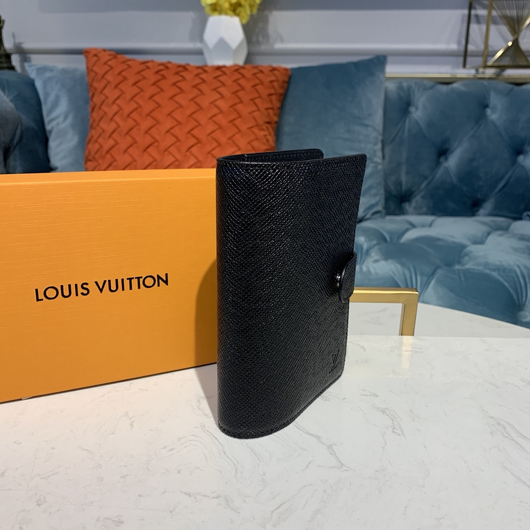 Louis Vuitton Taiga Leather Small Ring Agenda Cover R20005