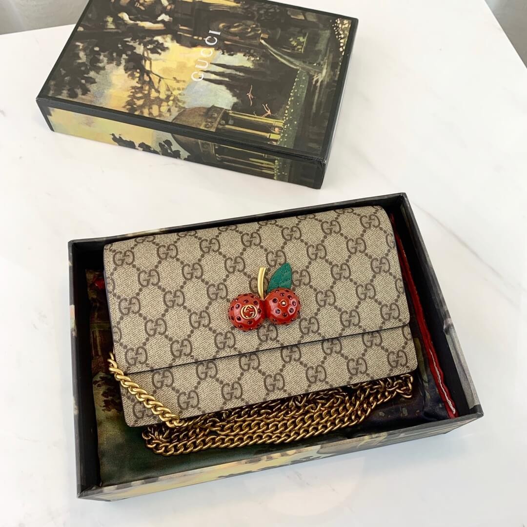 Gucci GG Supreme Mini Bag With Cherries MM 481290