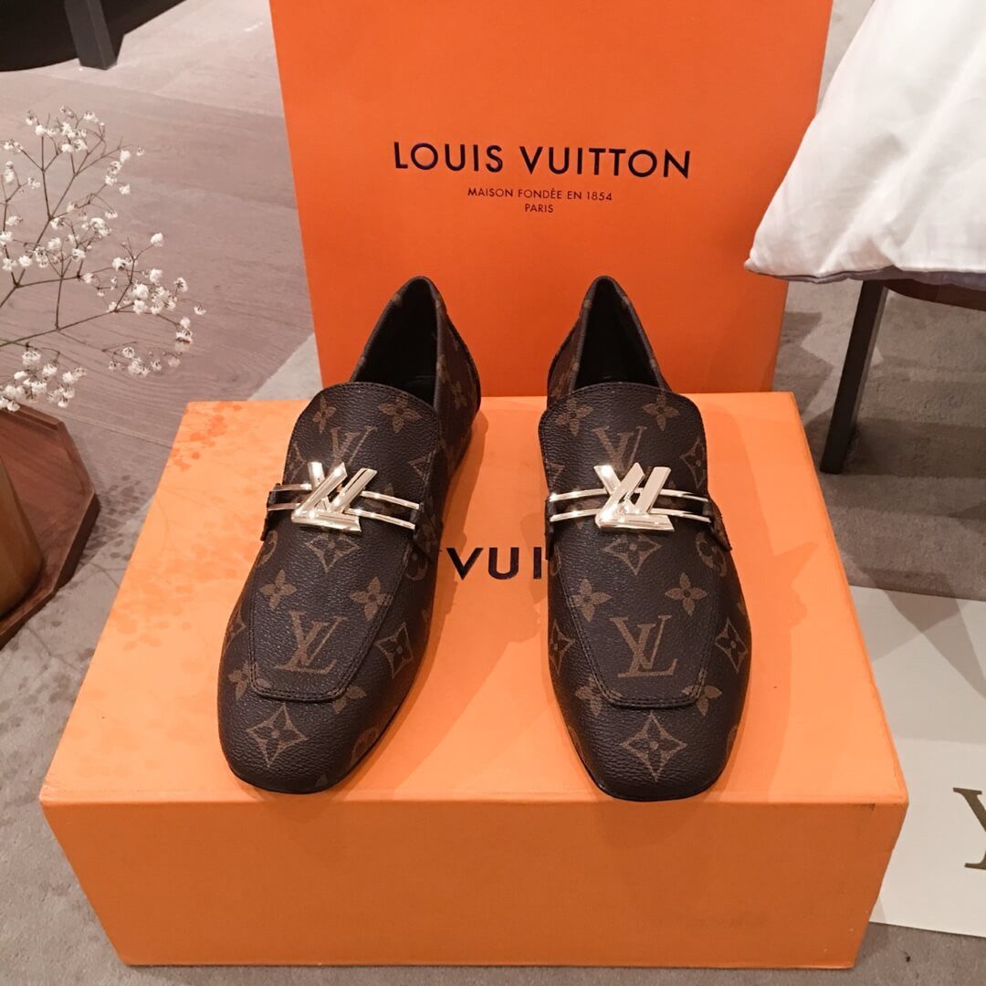 Louis Vuitton Monogram Upper Case Line Loafer 1A4XD2