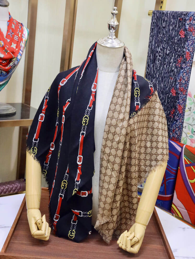 Gucci GG Jacquard Shawl 637220