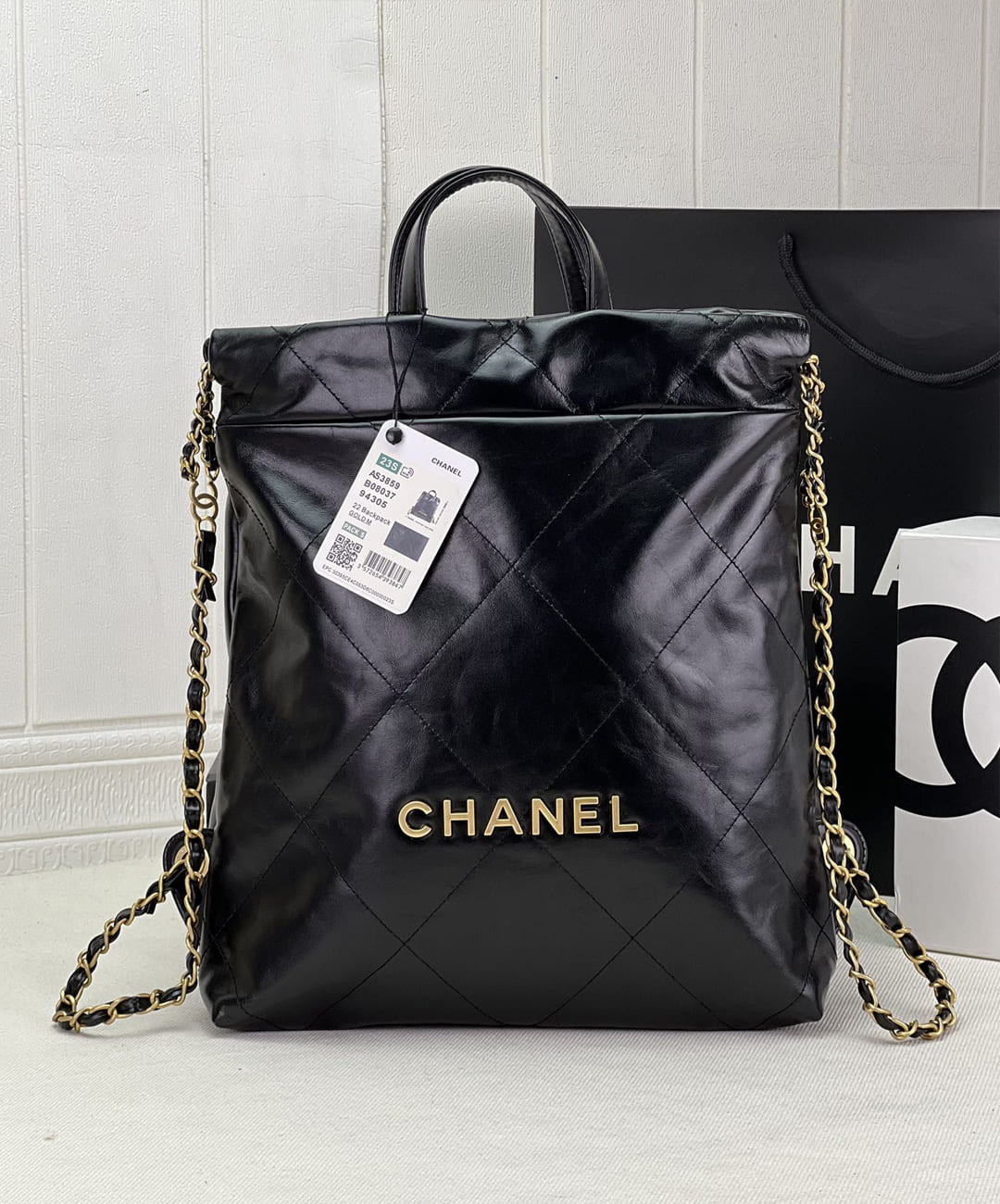 Chanel 22 Backpack in Black Shiny Calfskin AS3859