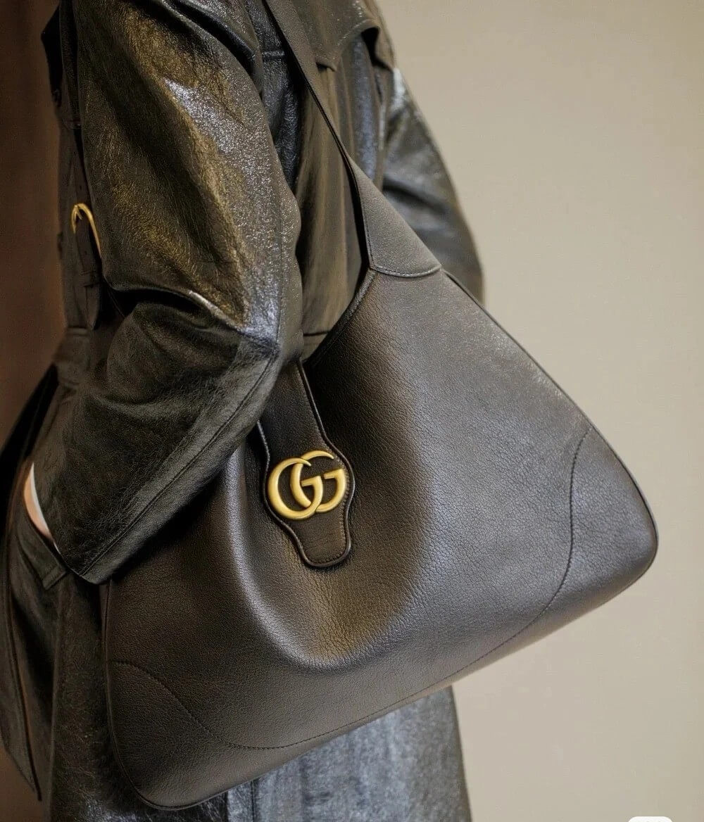 Gucci Aphrodite Medium Shoulder Bag 726274