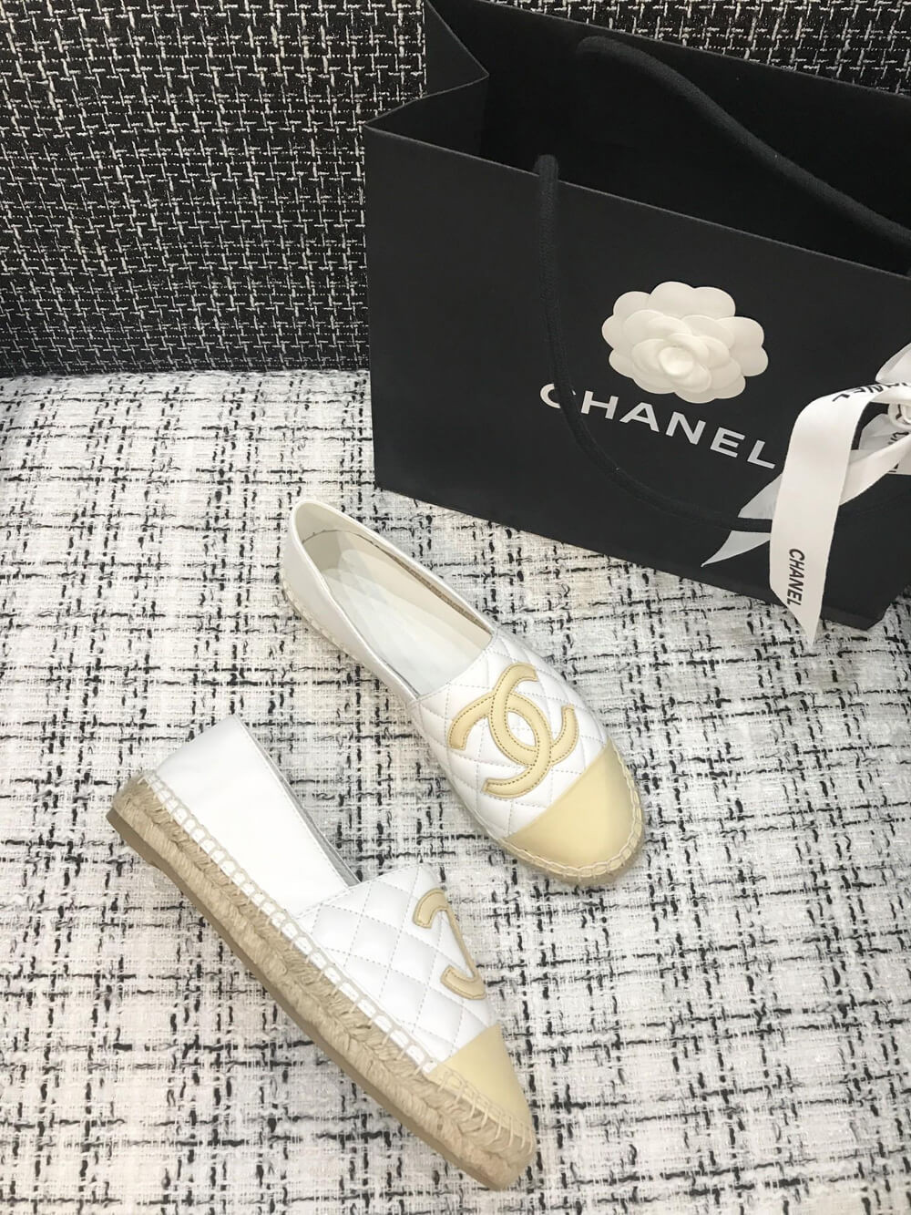 Chanel CC Quilted Espadrilles G29762 White/Beige