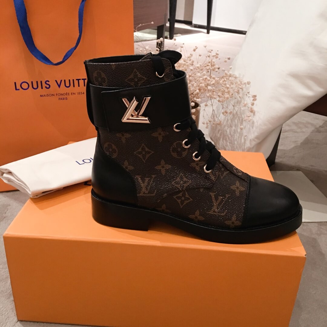 Louis Vuitton Wonderland Flat Ranger Boot 1A2Q3N
