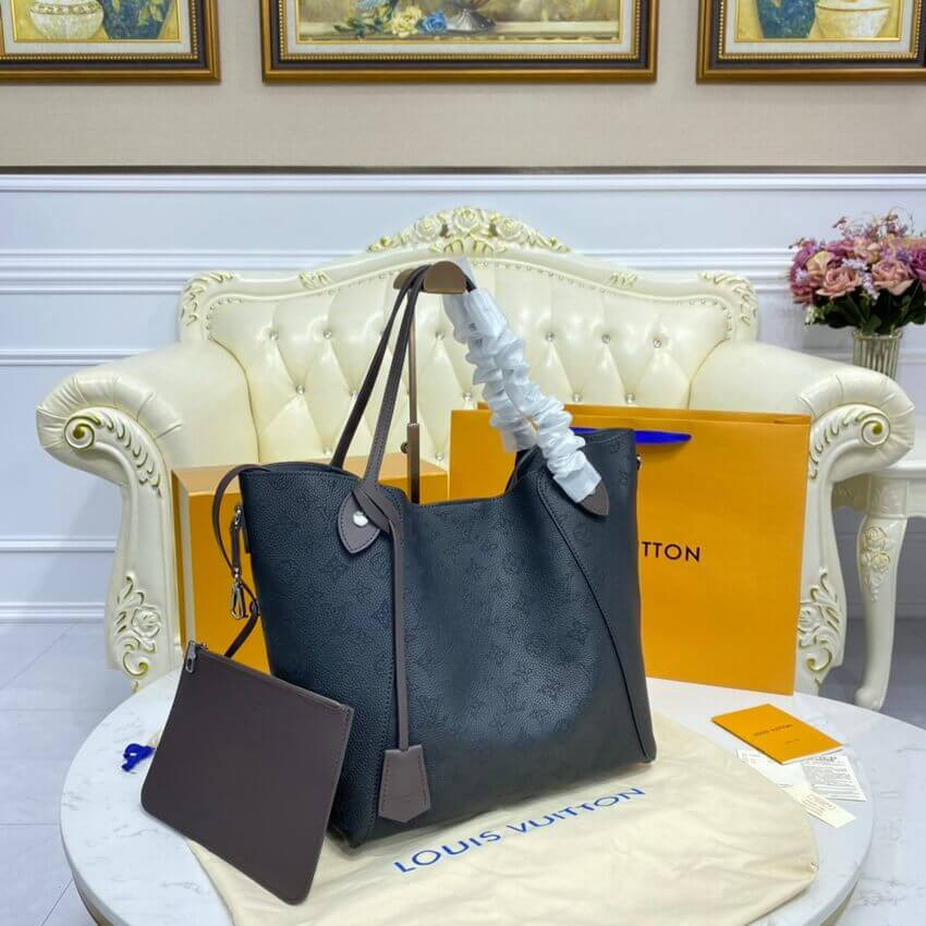 Louis Vuitton Hina MM M54354